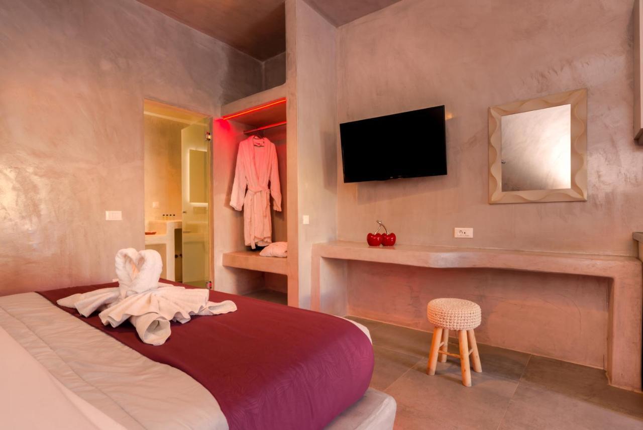 The Muses Of Santorini Private Jacuzzi Suites Vóthon المظهر الخارجي الصورة