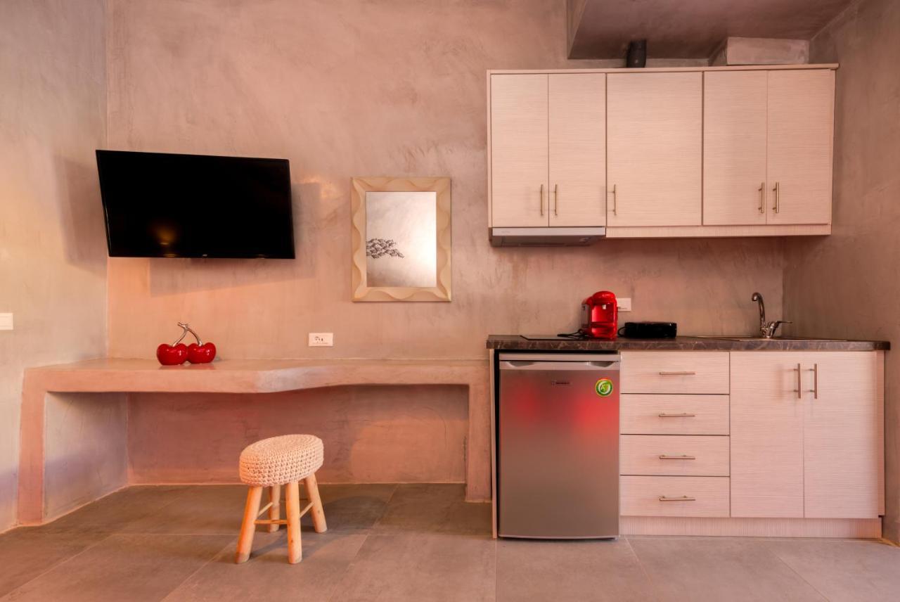 The Muses Of Santorini Private Jacuzzi Suites Vóthon المظهر الخارجي الصورة