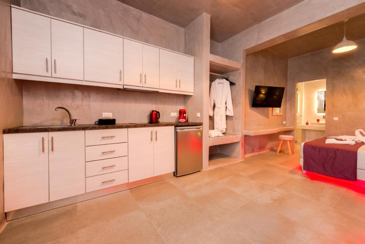 The Muses Of Santorini Private Jacuzzi Suites Vóthon المظهر الخارجي الصورة